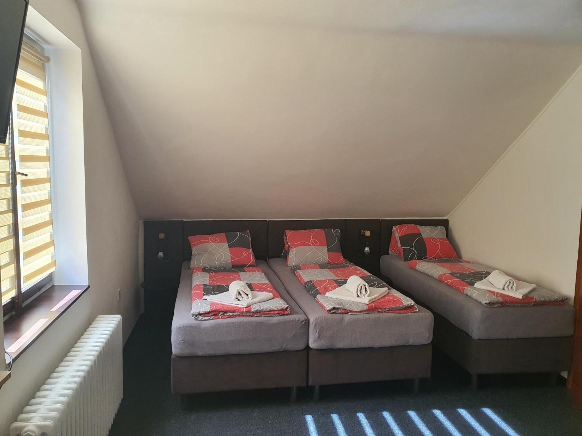 Pension & Restaurace Na Rychte 프라하 외부 사진
