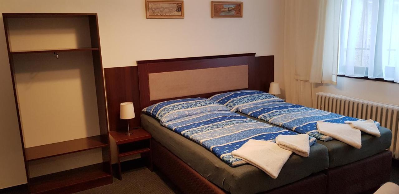 Pension & Restaurace Na Rychte 프라하 외부 사진