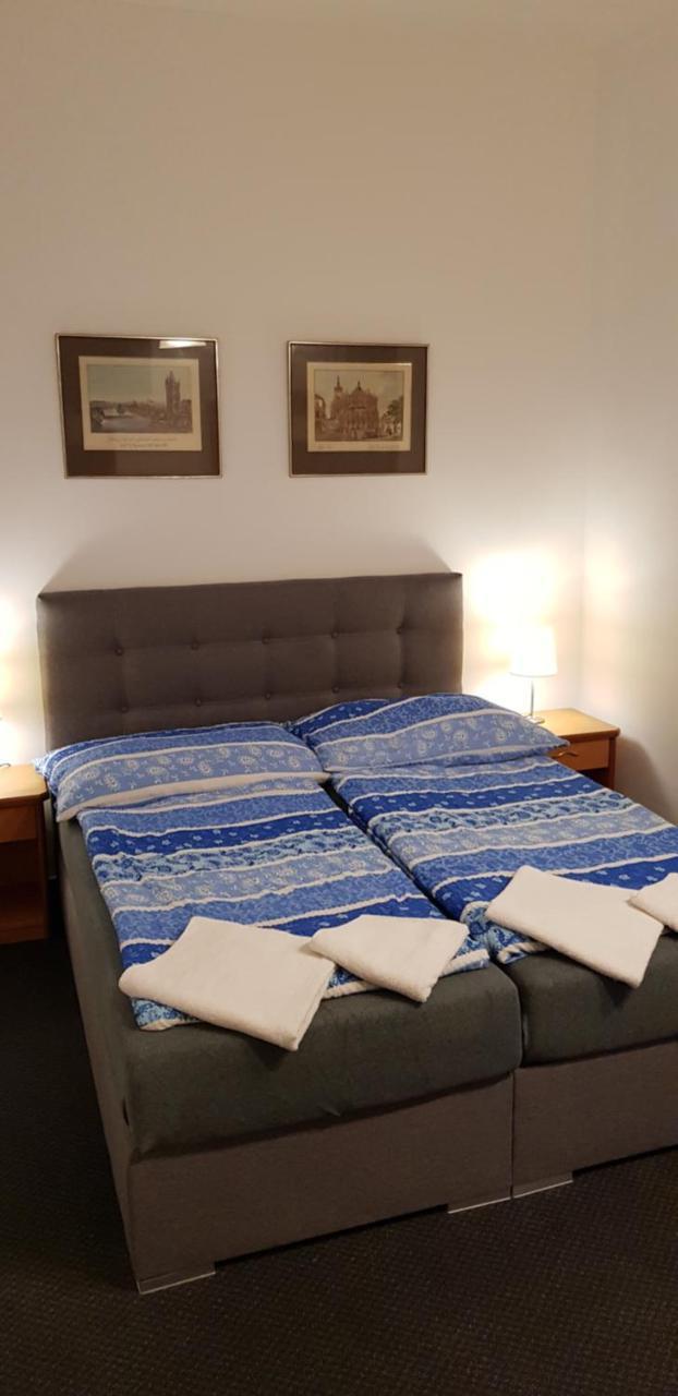 Pension & Restaurace Na Rychte 프라하 외부 사진